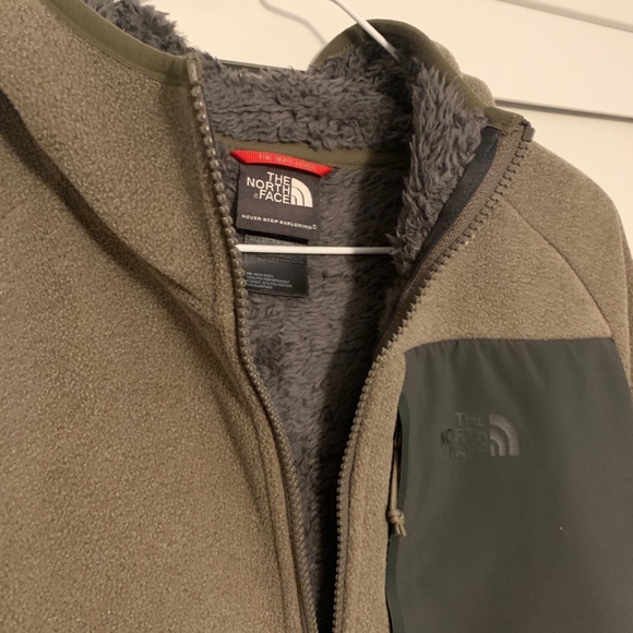 The North Face Warm Zip Up Sweater - Picture 3 of 7